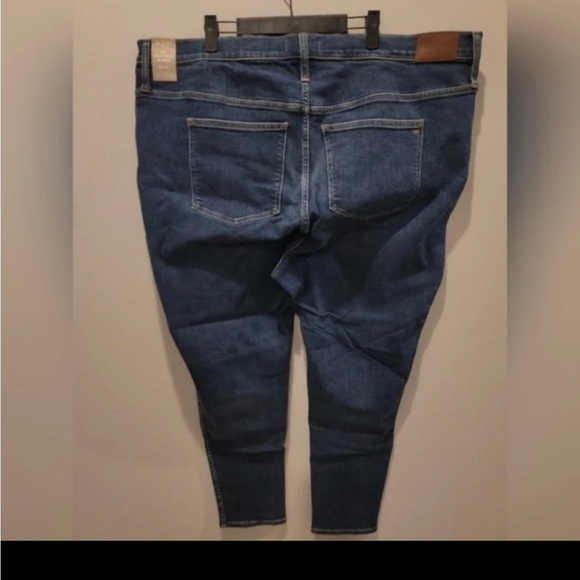 NWT Madewell jeans size 37 (size 24W) - Picture 2 of 5
